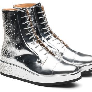 CHURCH’s Alexandra K
Mirror Calf Leather Lace-up Boot Stud